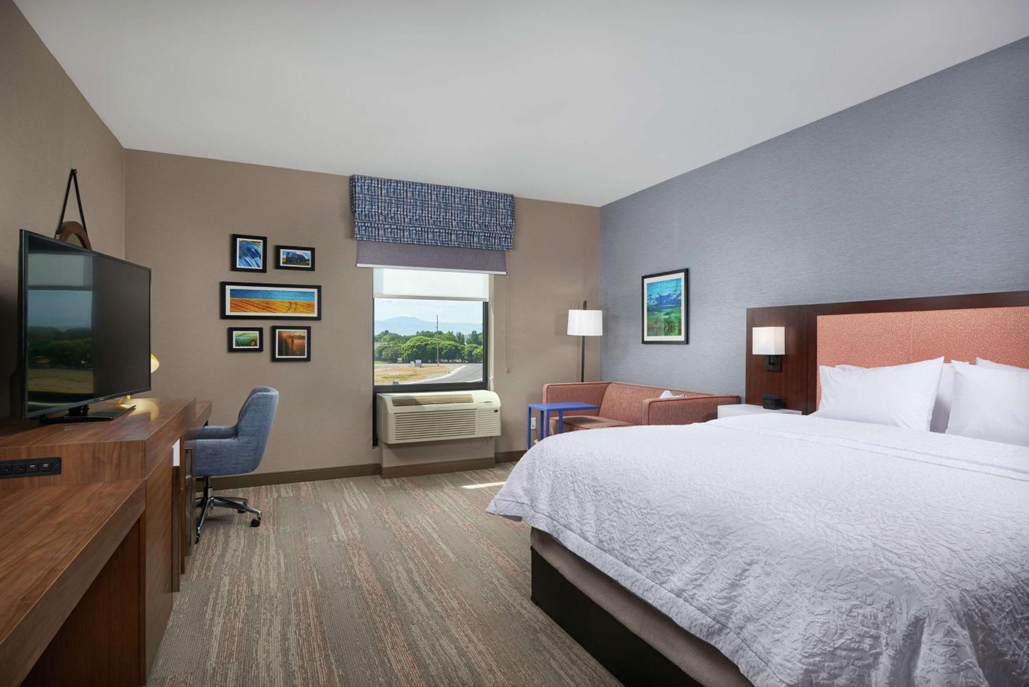 Hotel Hampton